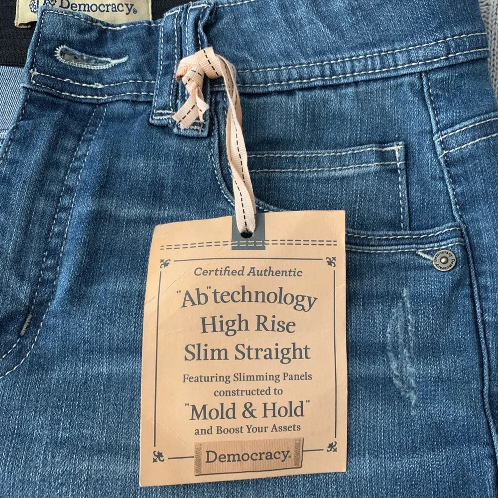 NWT NEW Democracy High Rise Slim Straight Distressed Jeans size 6 Ab technology - Picture 2 of 16